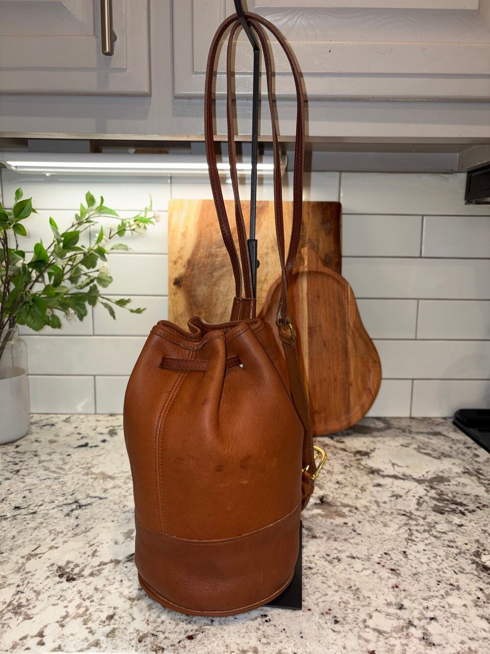Vintage Coach British Tan Bixby Sling 9984 Bucket Bag